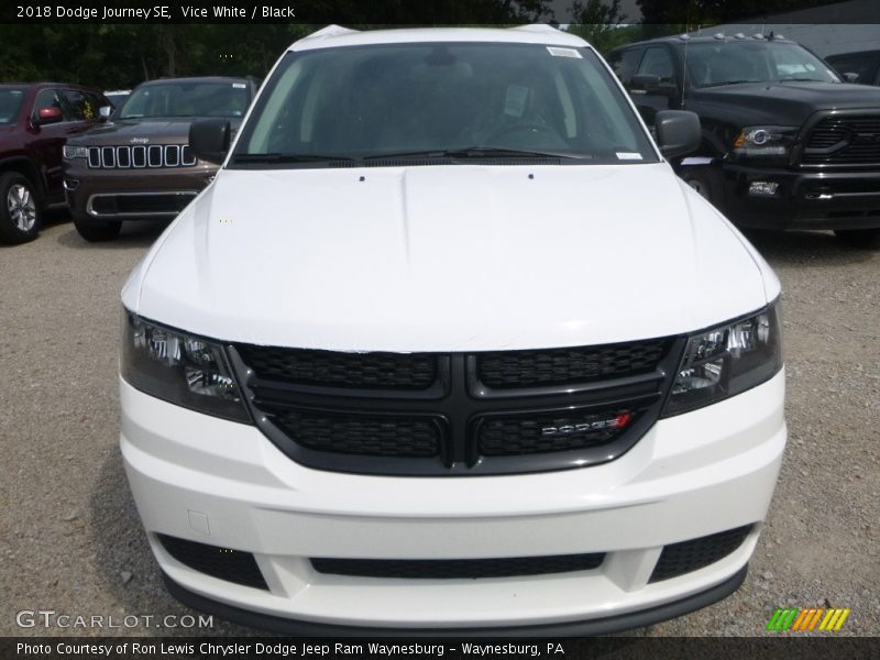 Vice White / Black 2018 Dodge Journey SE