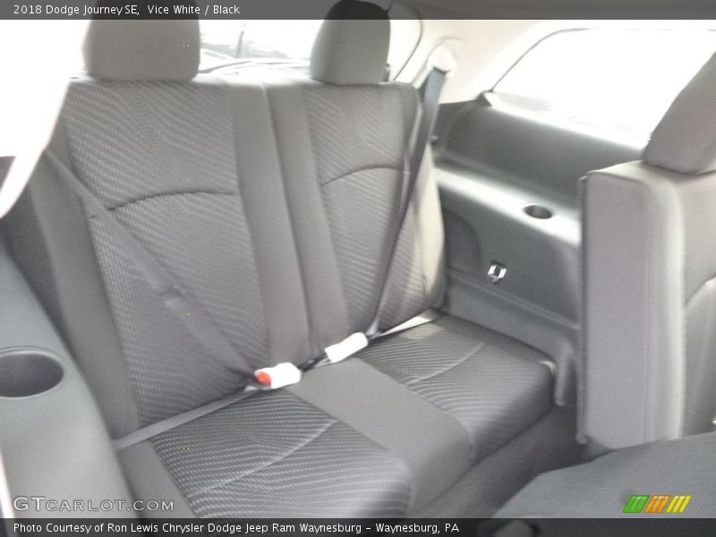 Vice White / Black 2018 Dodge Journey SE