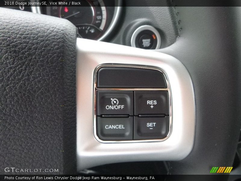 Vice White / Black 2018 Dodge Journey SE