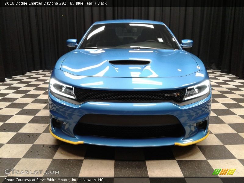 B5 Blue Pearl / Black 2018 Dodge Charger Daytona 392
