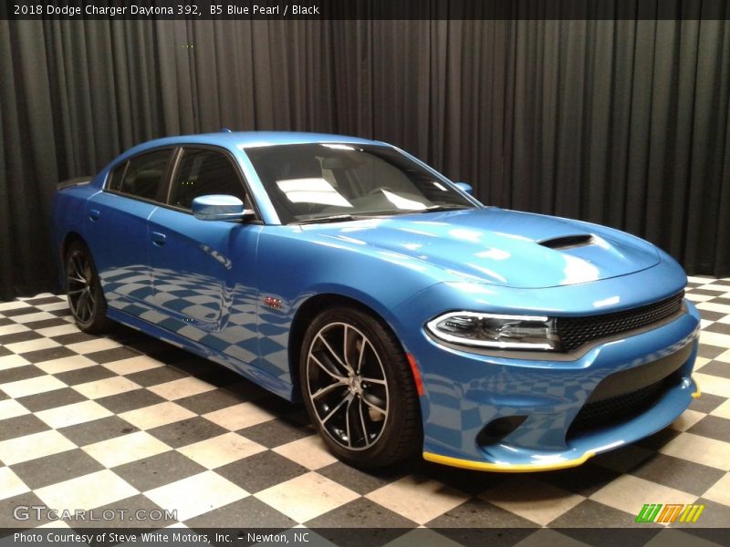 B5 Blue Pearl / Black 2018 Dodge Charger Daytona 392