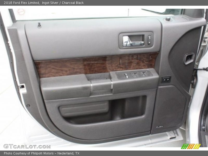 Ingot Silver / Charcoal Black 2018 Ford Flex Limited
