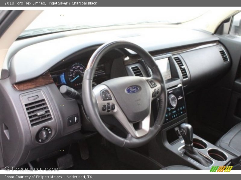 Ingot Silver / Charcoal Black 2018 Ford Flex Limited