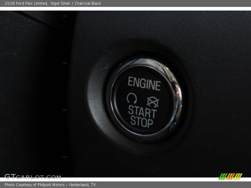 Ingot Silver / Charcoal Black 2018 Ford Flex Limited