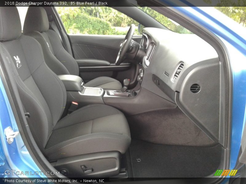 B5 Blue Pearl / Black 2018 Dodge Charger Daytona 392