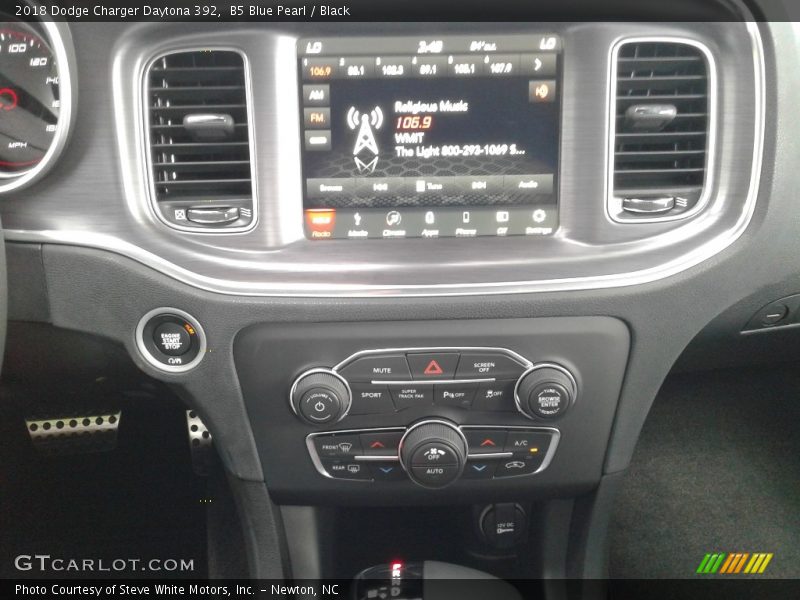 B5 Blue Pearl / Black 2018 Dodge Charger Daytona 392