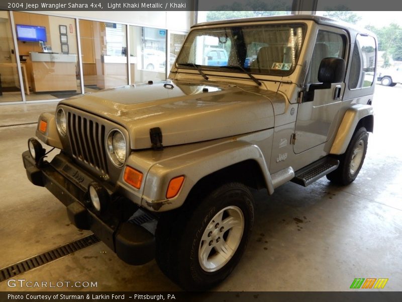 Light Khaki Metallic / Khaki 2004 Jeep Wrangler Sahara 4x4