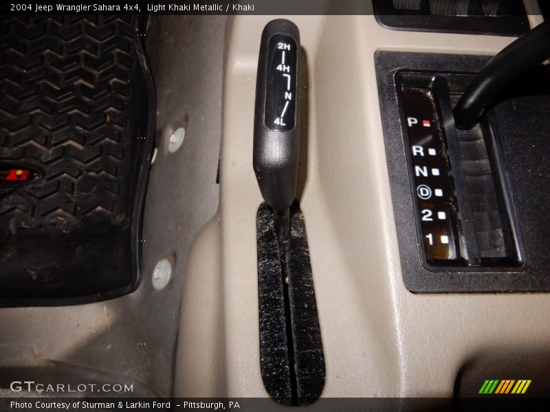 Light Khaki Metallic / Khaki 2004 Jeep Wrangler Sahara 4x4