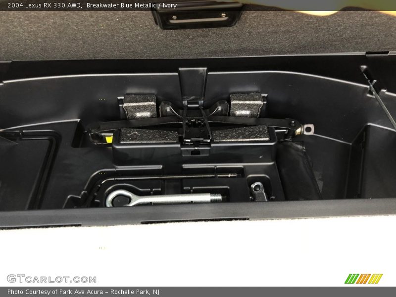 Breakwater Blue Metallic / Ivory 2004 Lexus RX 330 AWD