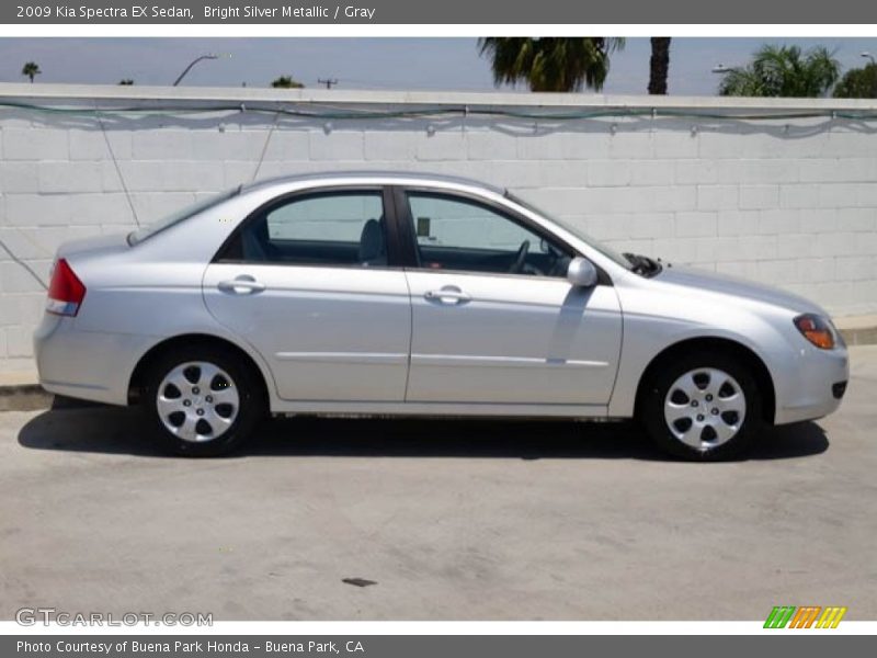 Bright Silver Metallic / Gray 2009 Kia Spectra EX Sedan