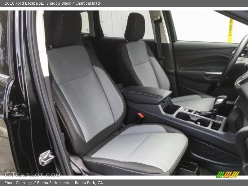Shadow Black / Charcoal Black 2018 Ford Escape SE