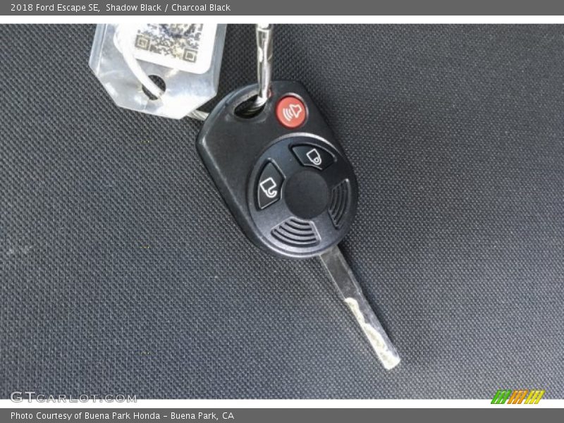 Shadow Black / Charcoal Black 2018 Ford Escape SE