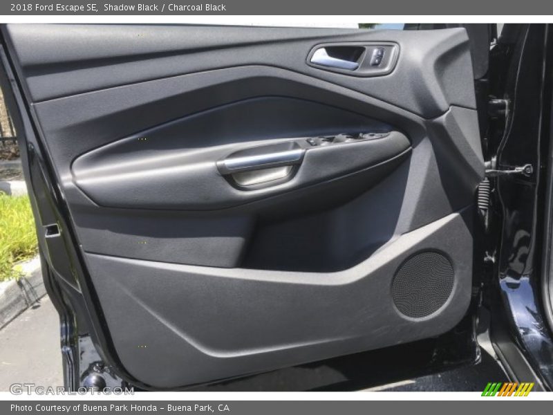 Shadow Black / Charcoal Black 2018 Ford Escape SE