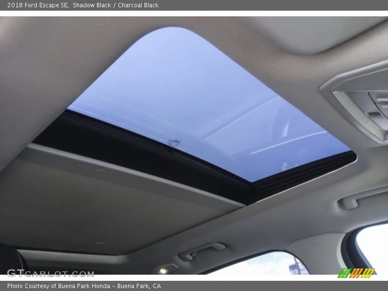 Shadow Black / Charcoal Black 2018 Ford Escape SE