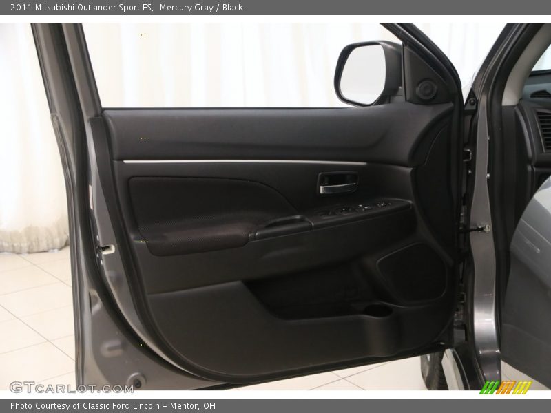 Mercury Gray / Black 2011 Mitsubishi Outlander Sport ES