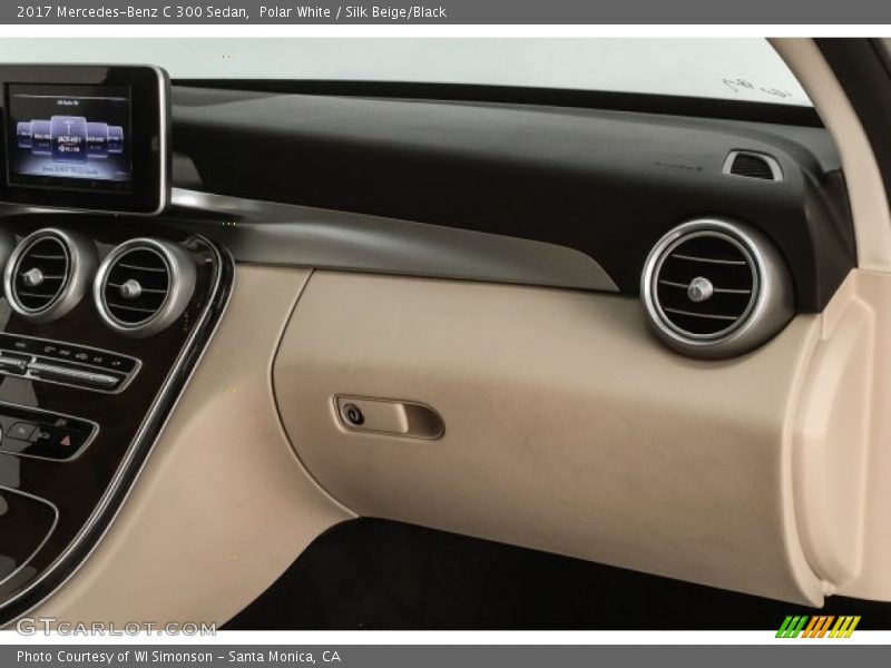 Polar White / Silk Beige/Black 2017 Mercedes-Benz C 300 Sedan