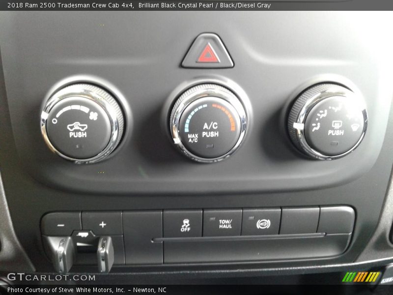 Brilliant Black Crystal Pearl / Black/Diesel Gray 2018 Ram 2500 Tradesman Crew Cab 4x4