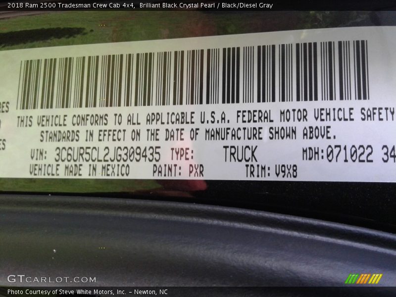 Brilliant Black Crystal Pearl / Black/Diesel Gray 2018 Ram 2500 Tradesman Crew Cab 4x4