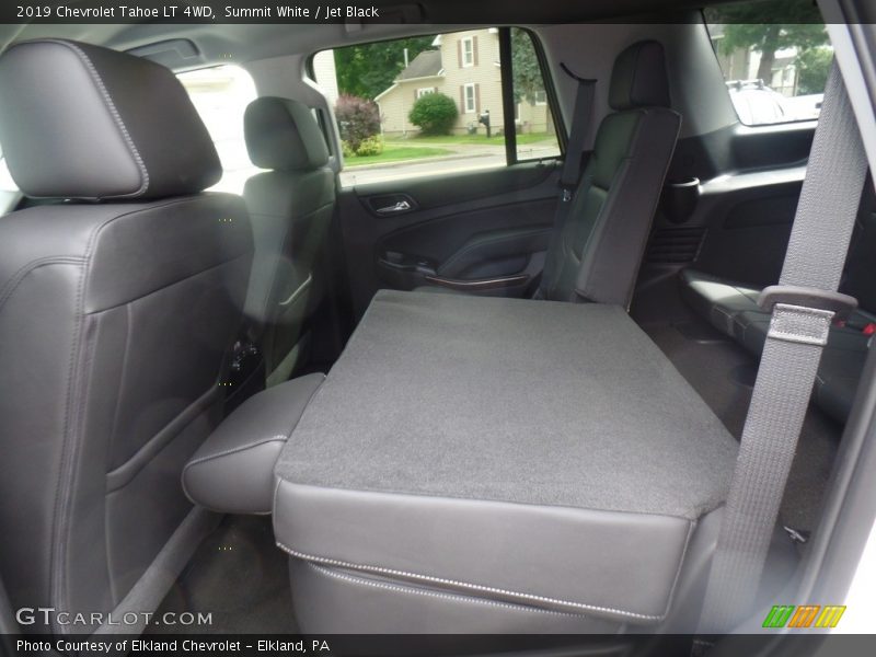 Summit White / Jet Black 2019 Chevrolet Tahoe LT 4WD