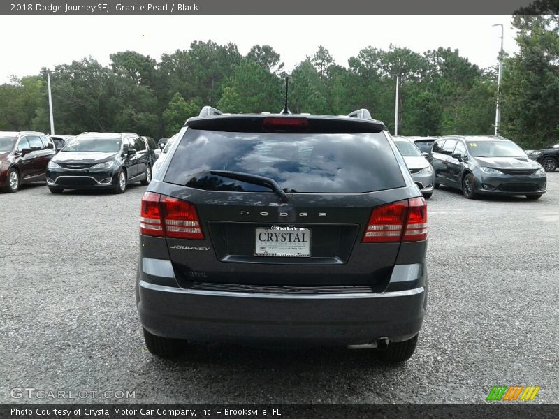 Granite Pearl / Black 2018 Dodge Journey SE