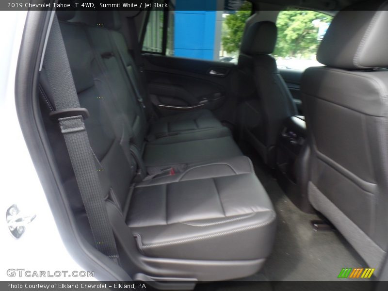 Summit White / Jet Black 2019 Chevrolet Tahoe LT 4WD