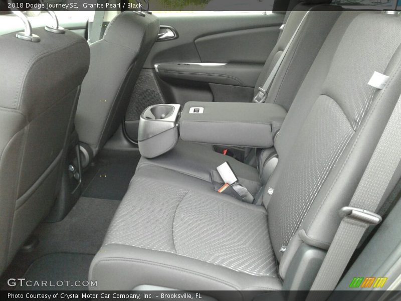 Granite Pearl / Black 2018 Dodge Journey SE
