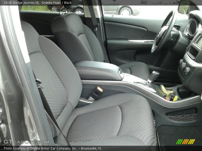 Granite Pearl / Black 2018 Dodge Journey SE