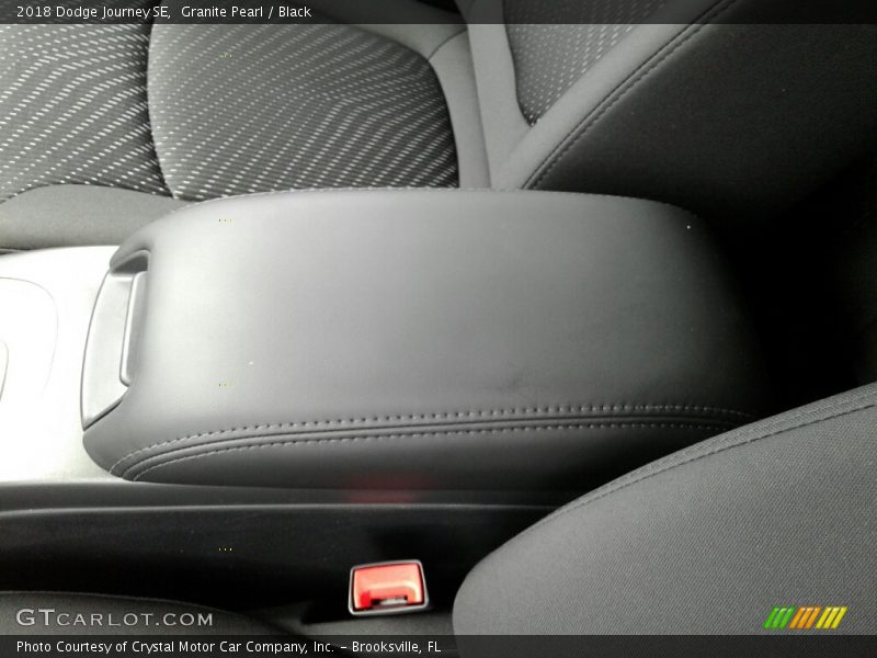 Granite Pearl / Black 2018 Dodge Journey SE