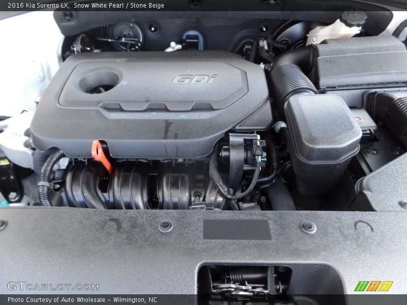 Snow White Pearl / Stone Beige 2016 Kia Sorento LX