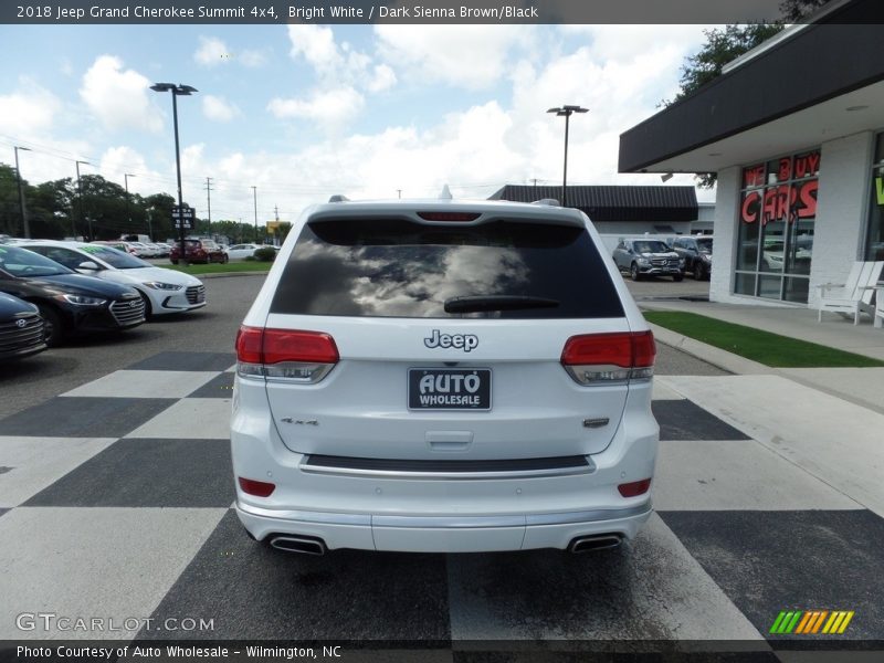 Bright White / Dark Sienna Brown/Black 2018 Jeep Grand Cherokee Summit 4x4