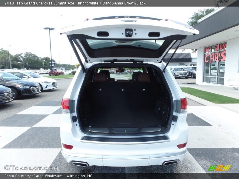 Bright White / Dark Sienna Brown/Black 2018 Jeep Grand Cherokee Summit 4x4