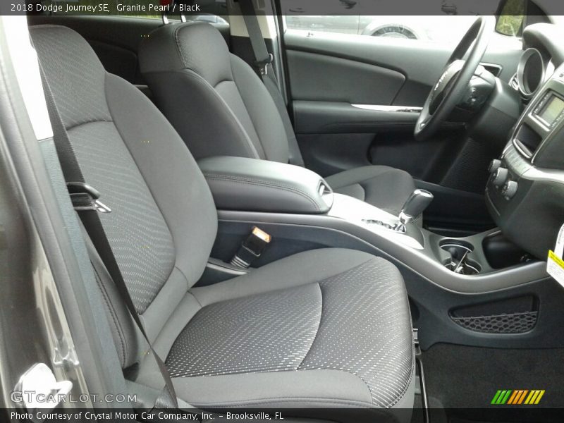 Granite Pearl / Black 2018 Dodge Journey SE