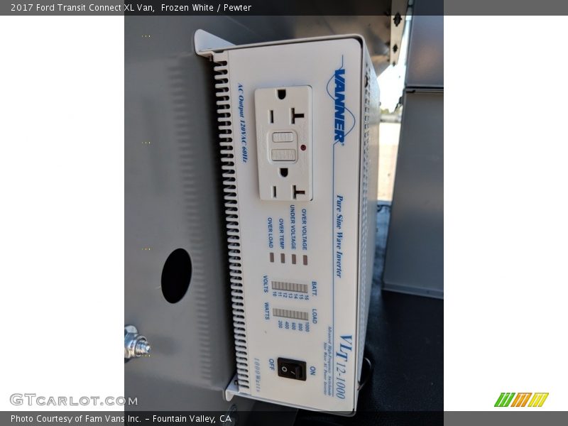 Frozen White / Pewter 2017 Ford Transit Connect XL Van