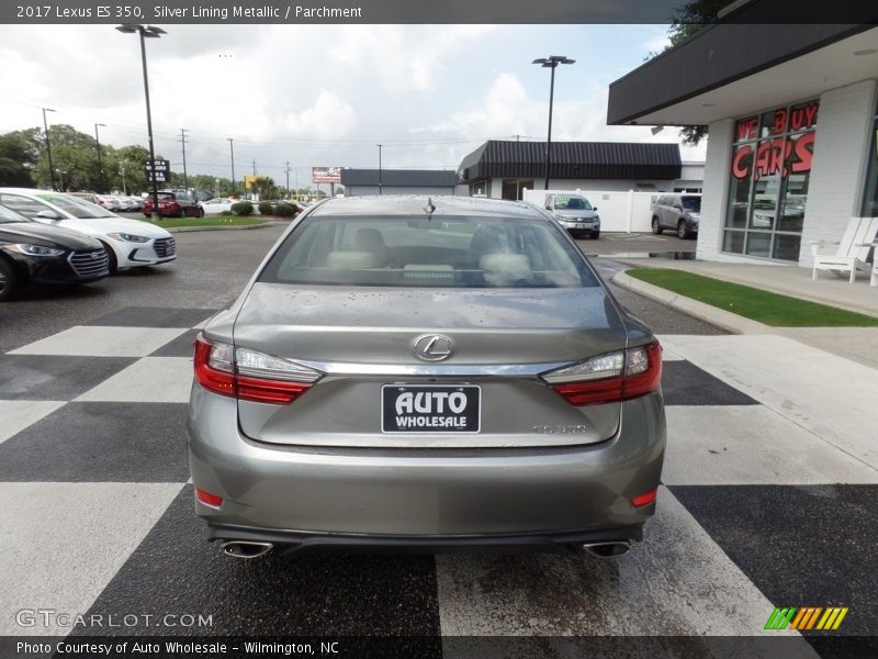 Silver Lining Metallic / Parchment 2017 Lexus ES 350