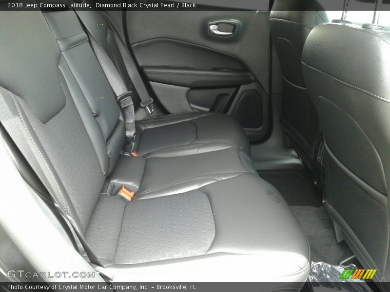 Diamond Black Crystal Pearl / Black 2018 Jeep Compass Latitude