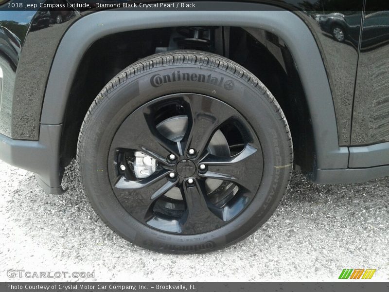 Diamond Black Crystal Pearl / Black 2018 Jeep Compass Latitude