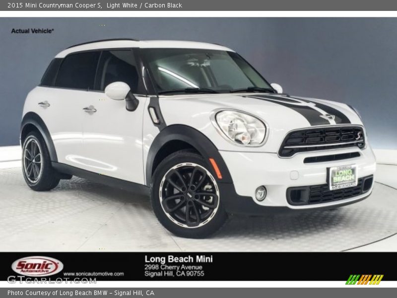 Light White / Carbon Black 2015 Mini Countryman Cooper S