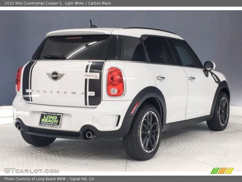 Light White / Carbon Black 2015 Mini Countryman Cooper S