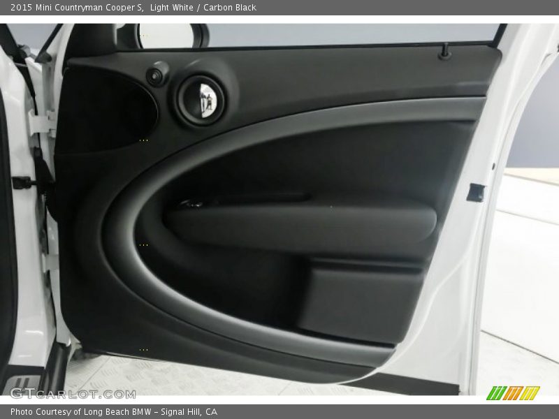 Light White / Carbon Black 2015 Mini Countryman Cooper S