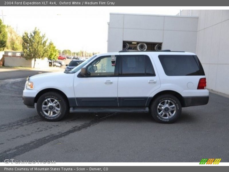 Oxford White / Medium Flint Gray 2004 Ford Expedition XLT 4x4