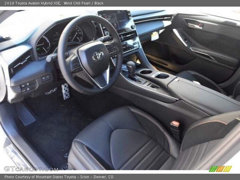  2019 Avalon Hybrid XSE Black Interior