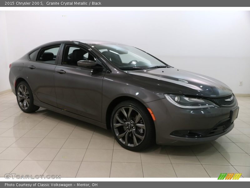 Granite Crystal Metallic / Black 2015 Chrysler 200 S