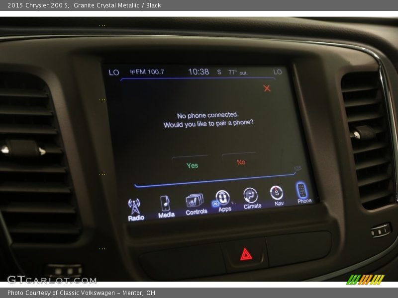 Granite Crystal Metallic / Black 2015 Chrysler 200 S