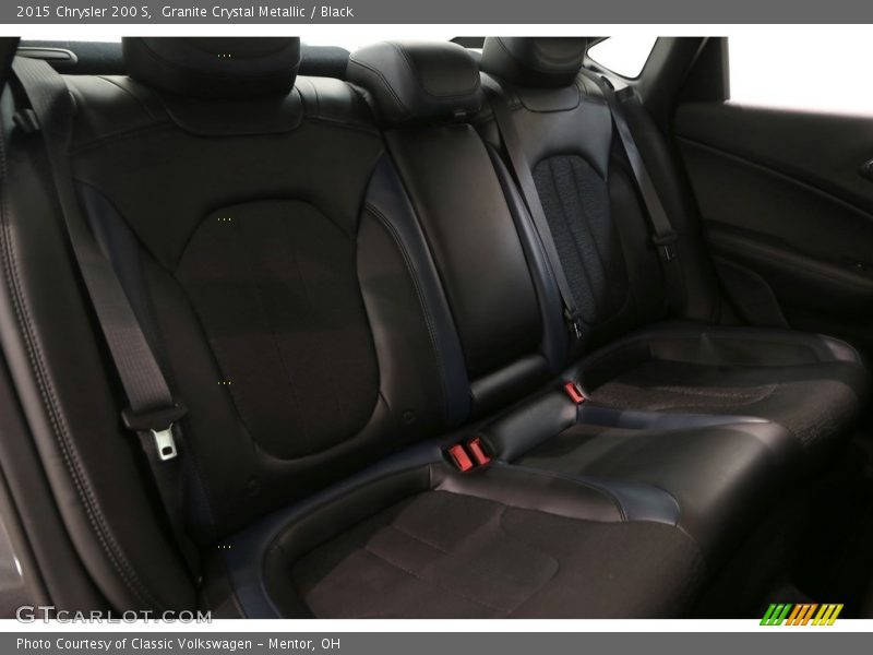 Granite Crystal Metallic / Black 2015 Chrysler 200 S