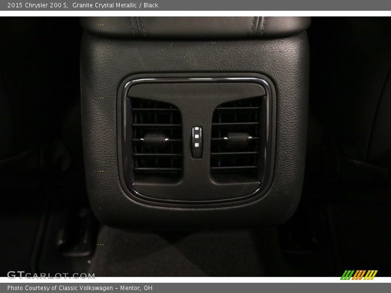 Granite Crystal Metallic / Black 2015 Chrysler 200 S