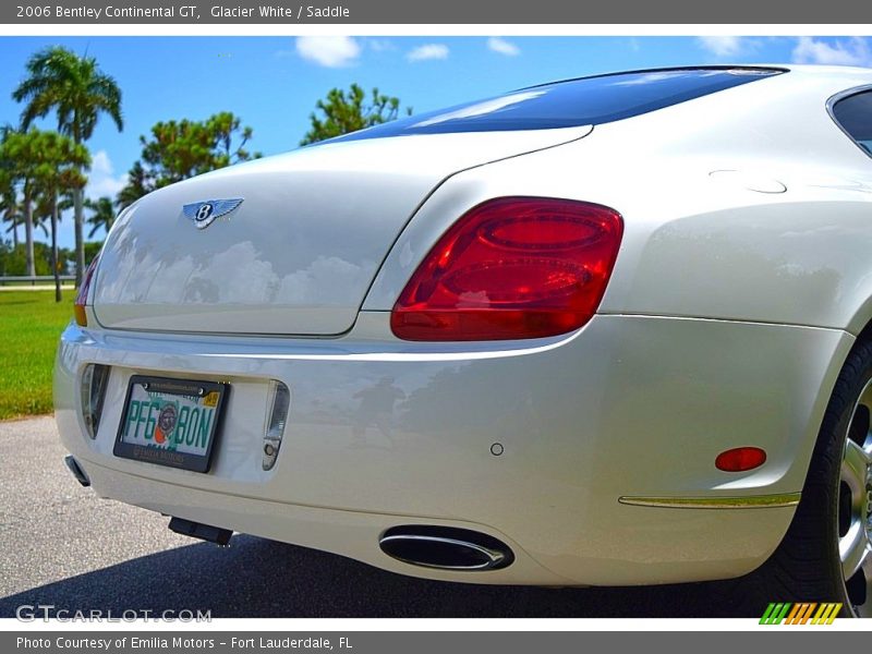 Glacier White / Saddle 2006 Bentley Continental GT