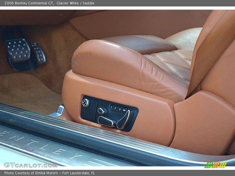 Front Seat of 2006 Continental GT 