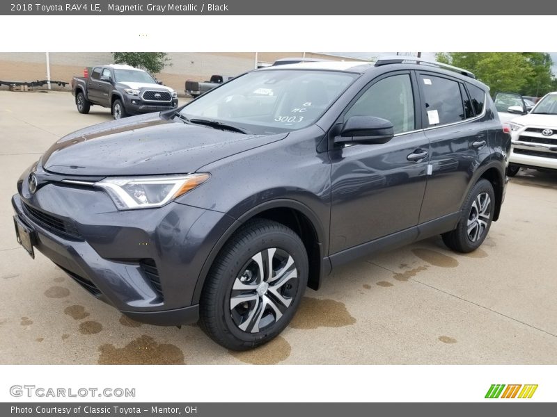 Magnetic Gray Metallic / Black 2018 Toyota RAV4 LE