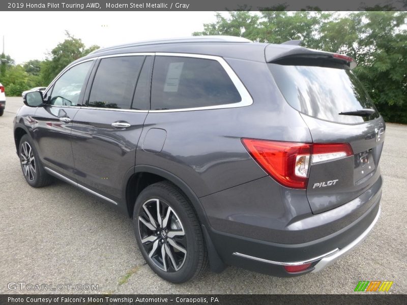 Modern Steel Metallic / Gray 2019 Honda Pilot Touring AWD