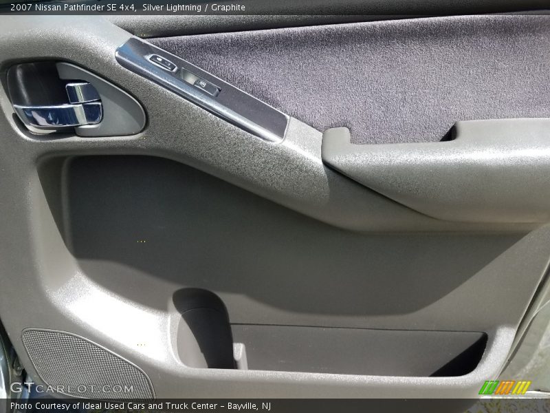 Silver Lightning / Graphite 2007 Nissan Pathfinder SE 4x4